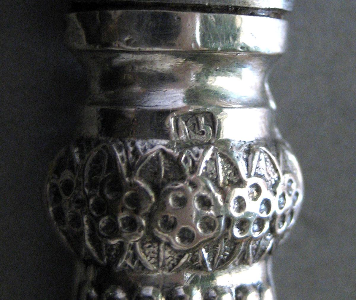 1964.0561.002 Silver Knife mark