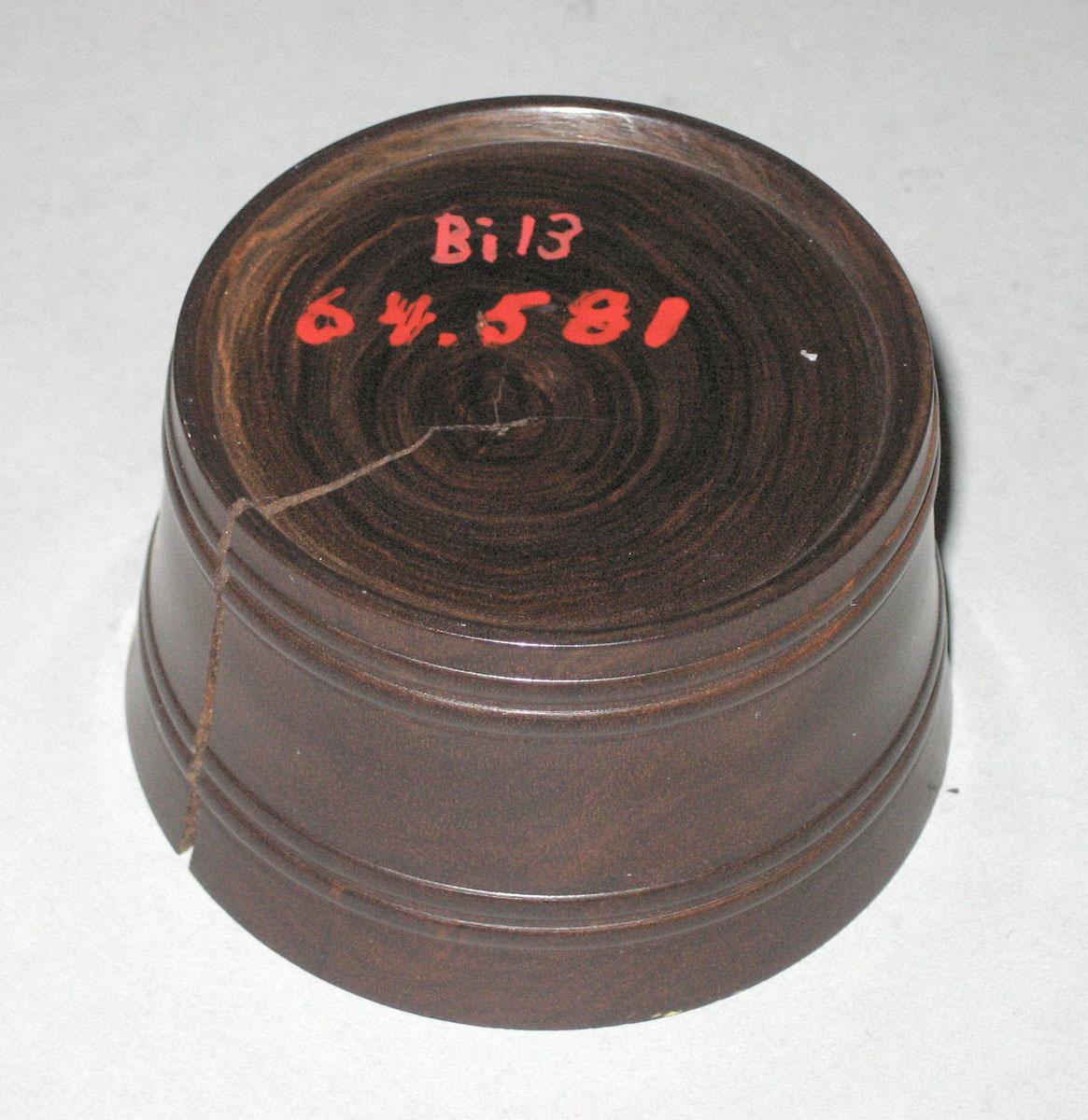 1964.0581 Cup (bottom)