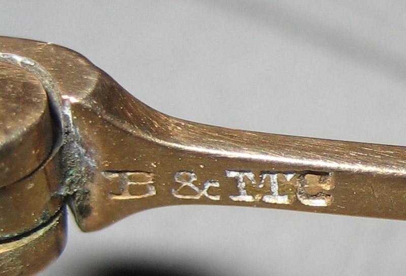 1964.0589 A Spectacles (mark 2)