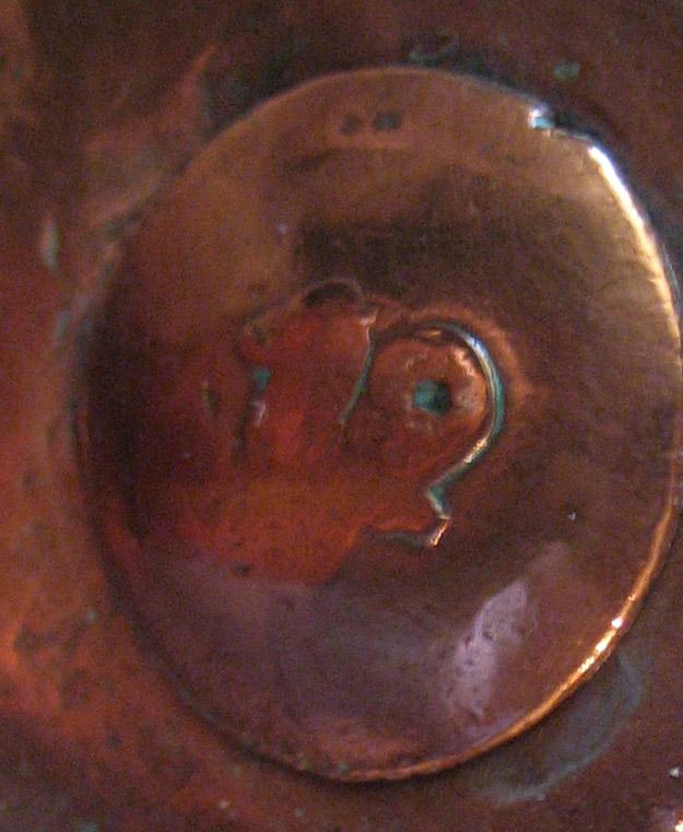 1955.0584 A, B Teapot (mark 2)
