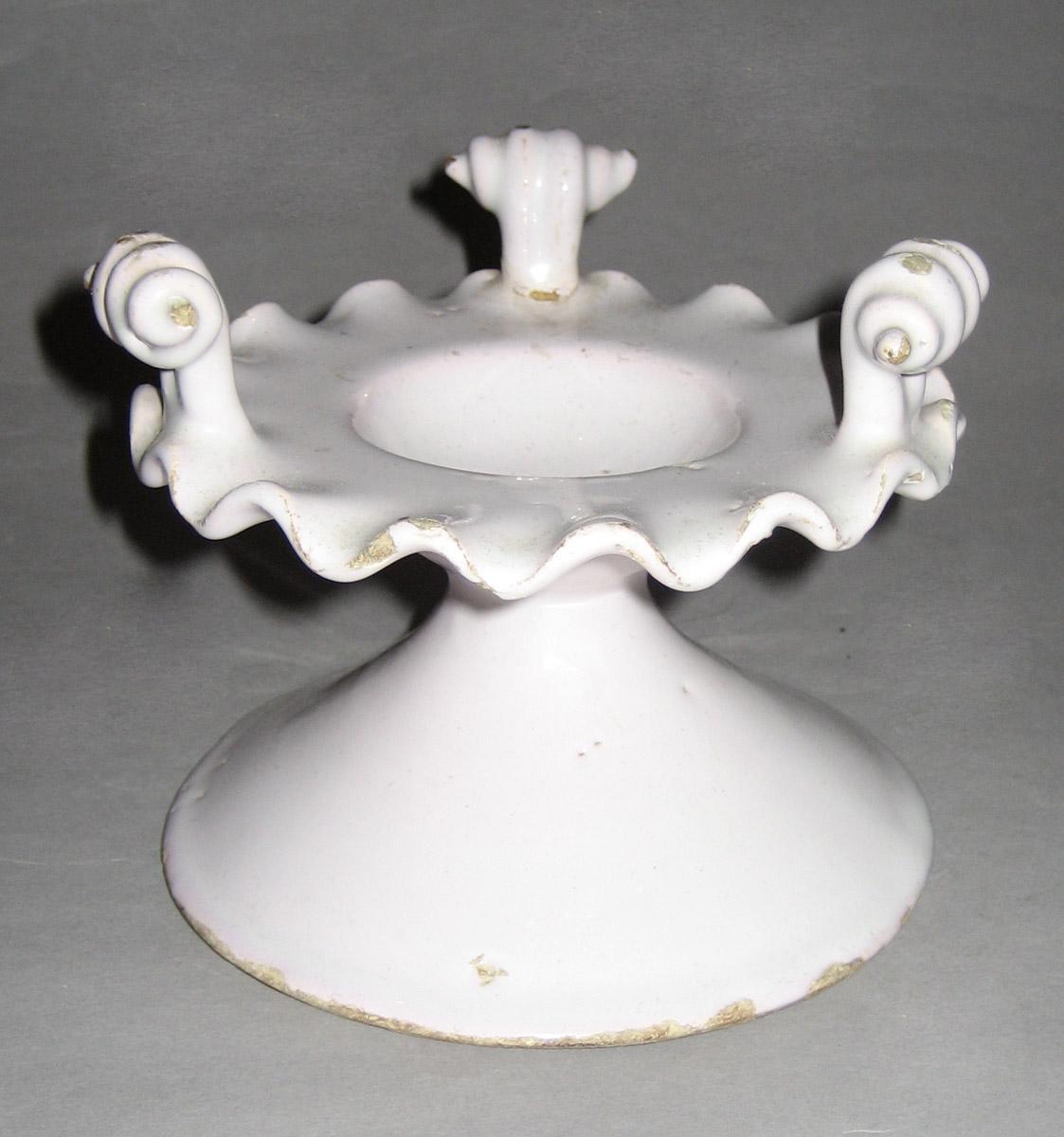 1964.0624 Delft scroll salt