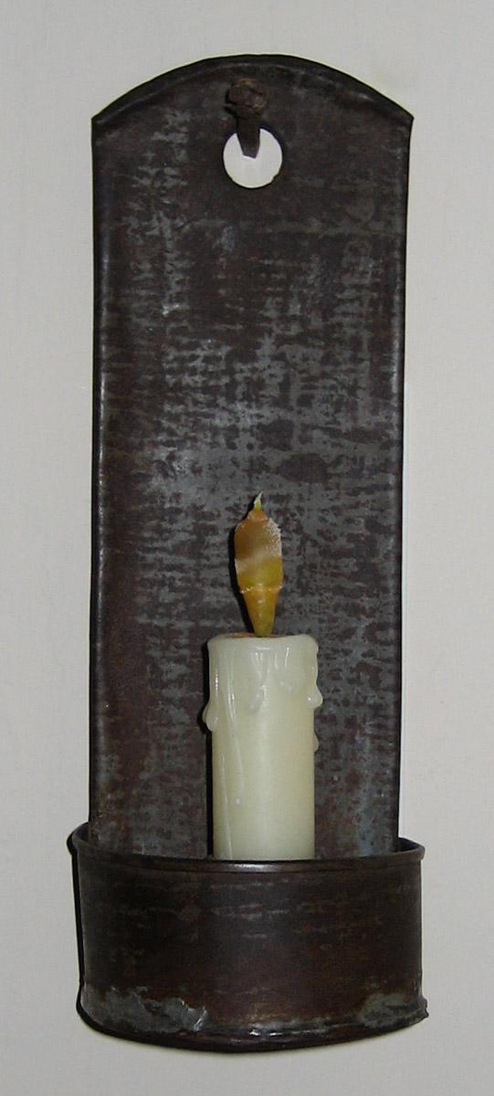 1964.0628.002 Sconce