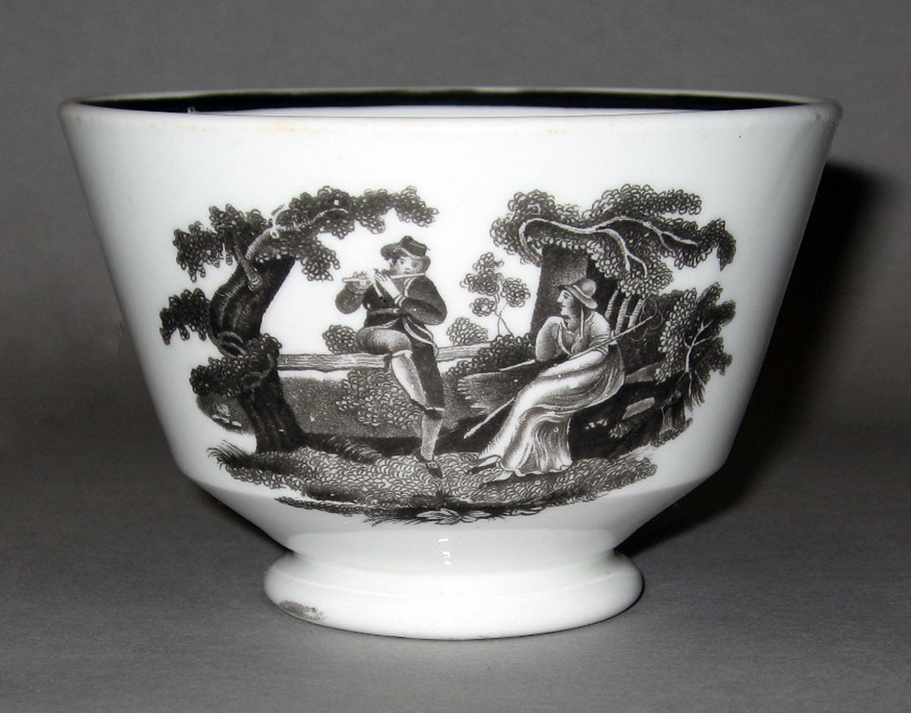 1964.0637.002 Porcelain tea bowl