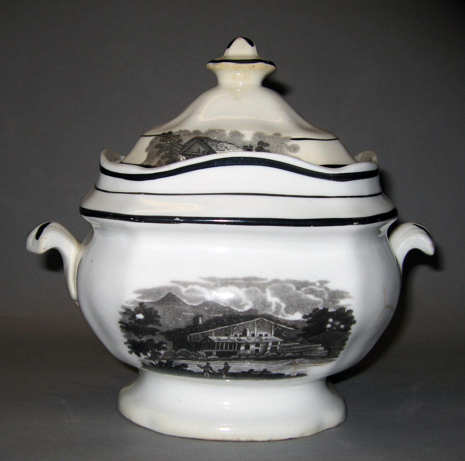 1964.0640 Porcelain Sugar bowl