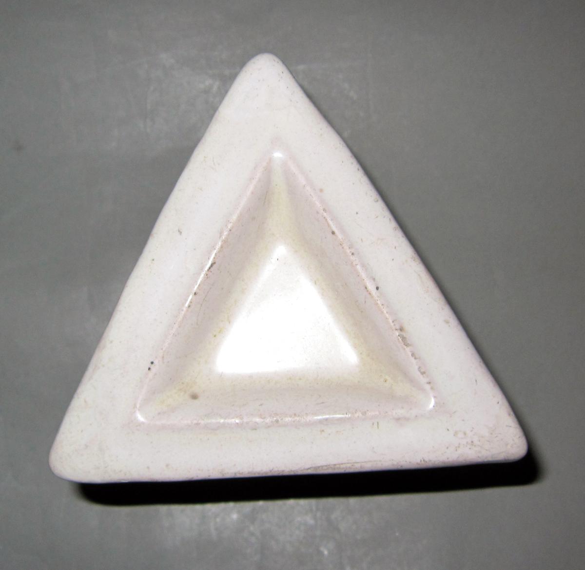 1964.0683 Delft salt top