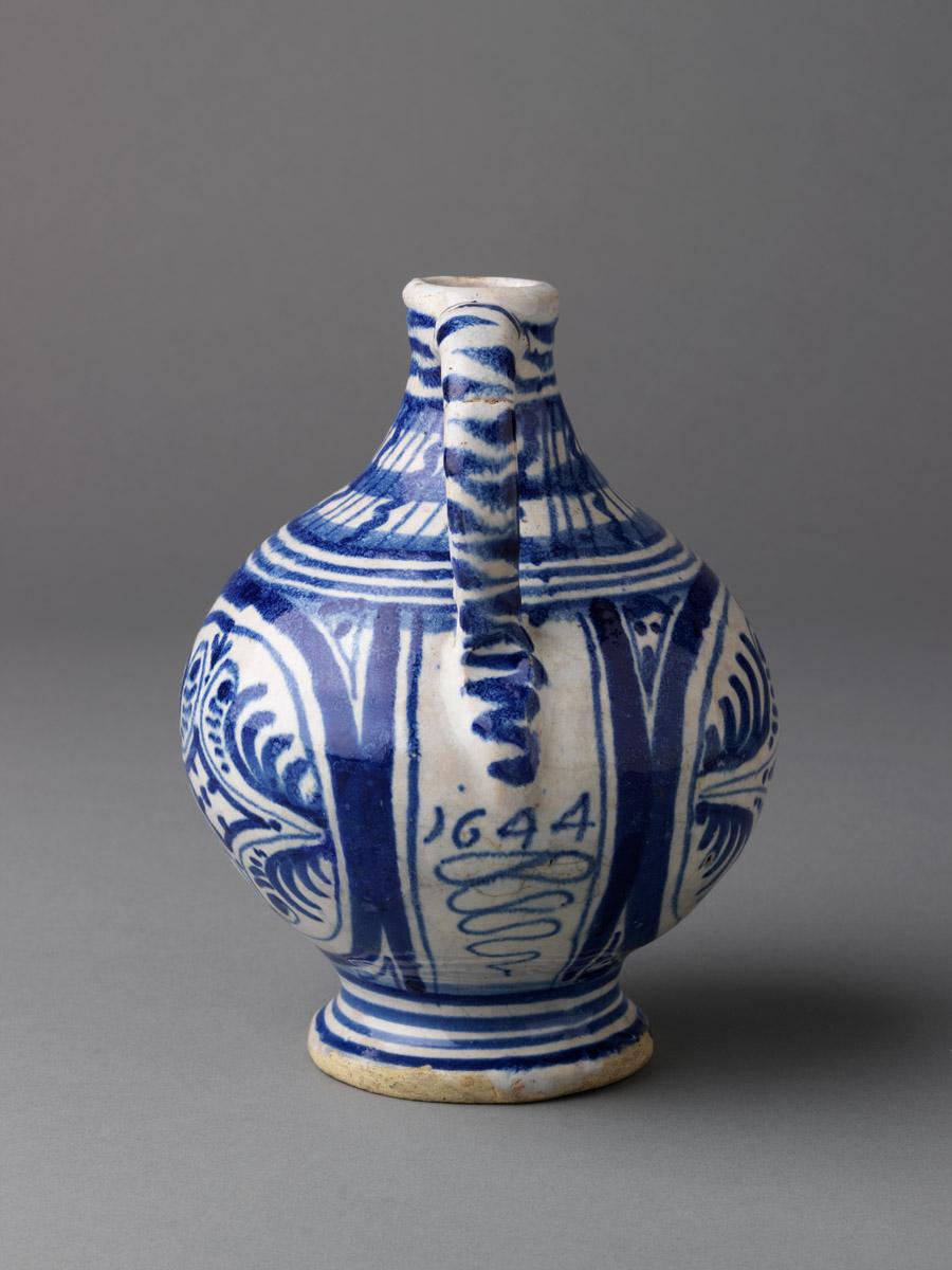 1964.0684 Delft jug  or bottle (dated side)