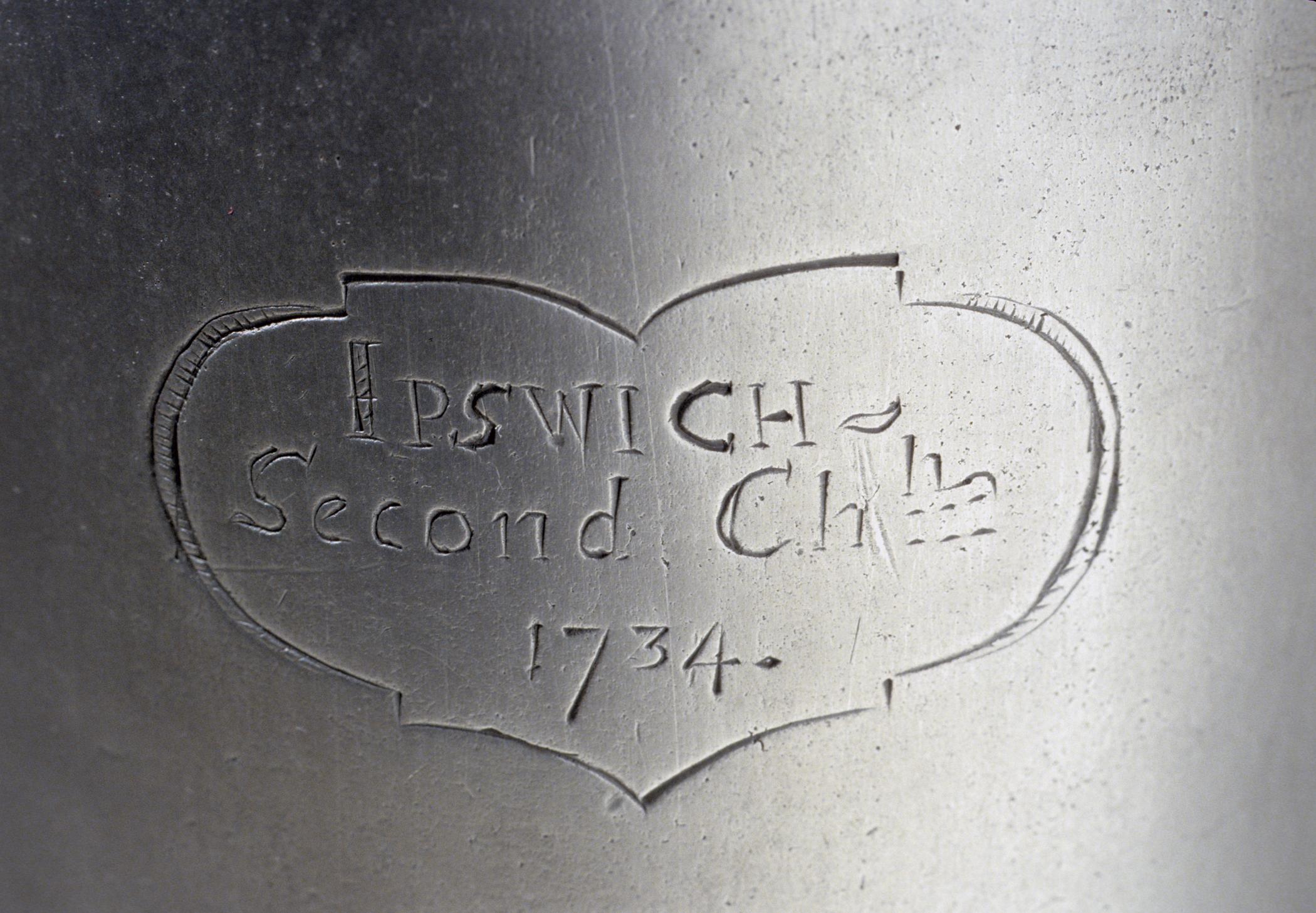 1964.0705 Pewter flagon (inscription)