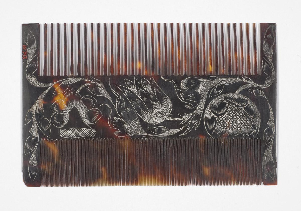 1964.0743 A Comb (view 2)