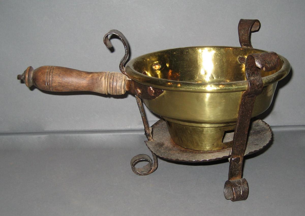 1964.0754 Brazier (detail)