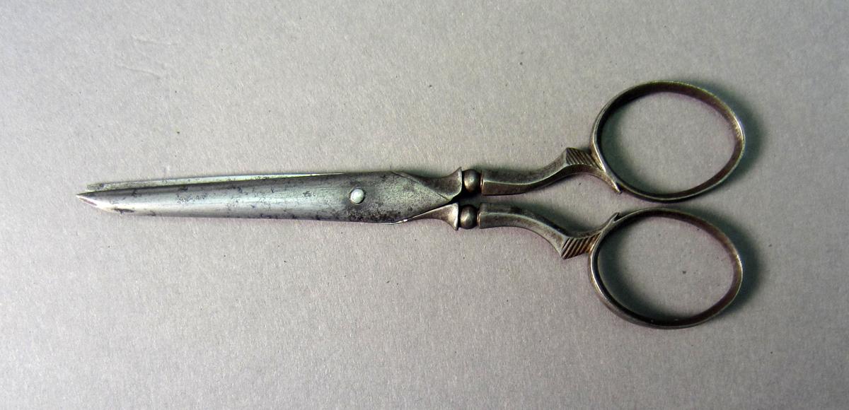 1964.0787 Scissors, Closed