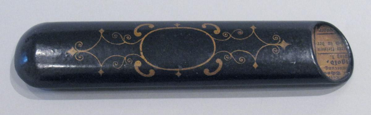 1964.0794 A Spectacles Case upper surface