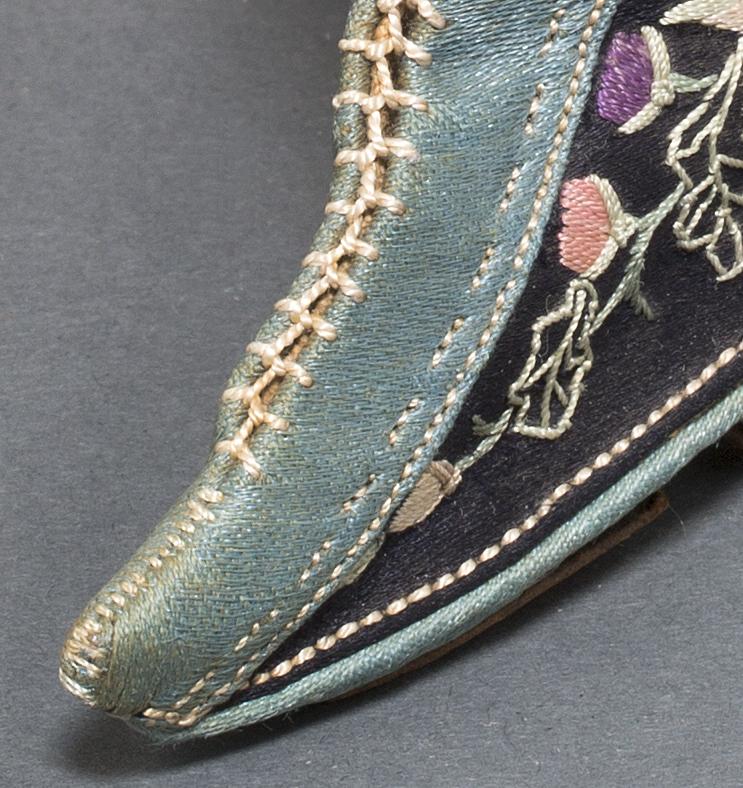 1964.0799 A Shoe, view 2 detail 3