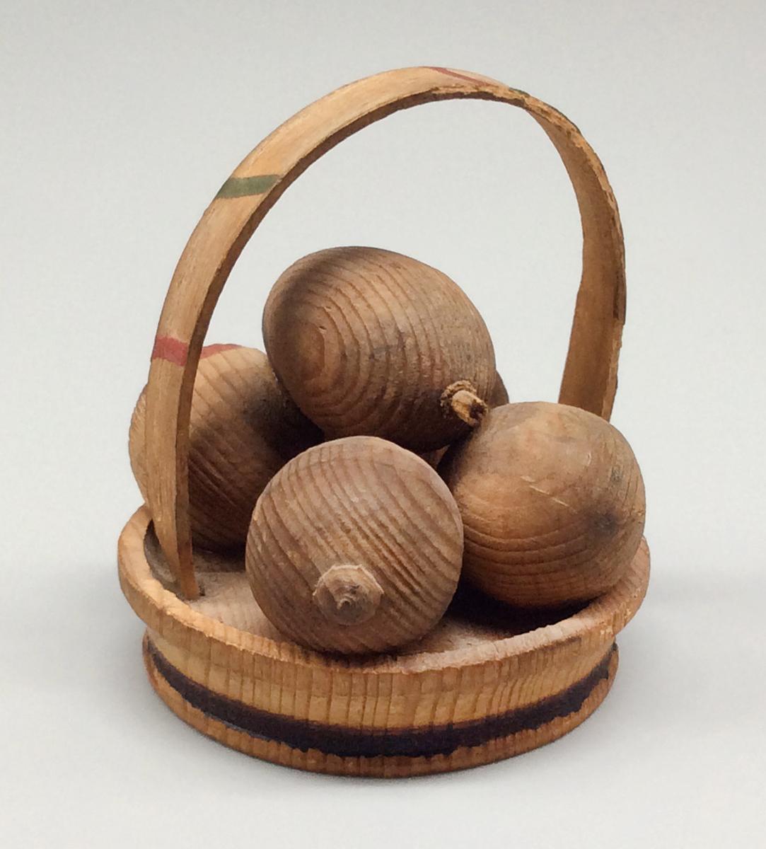 1964.0864 Basket, view 1