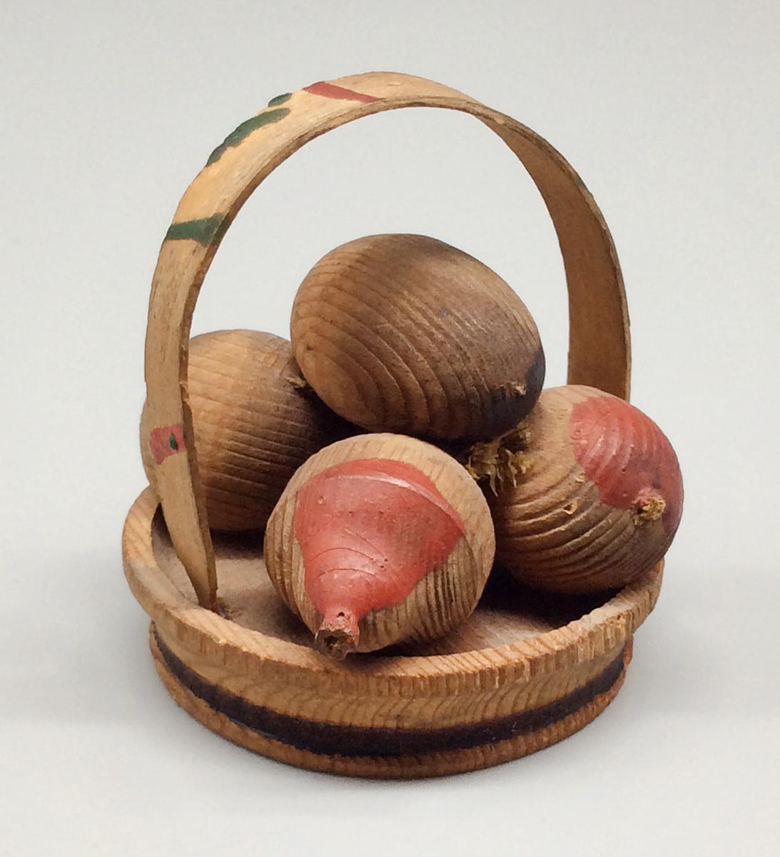 1964.0864 Basket, view 2