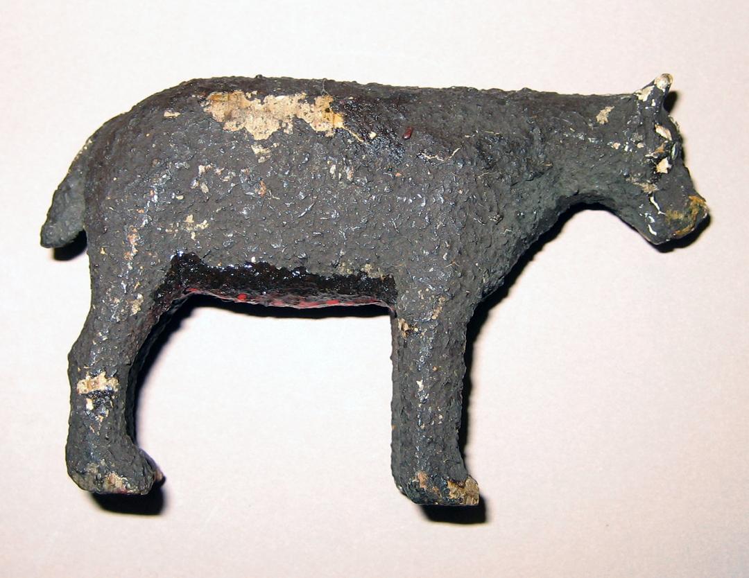 1964.0874.005 Bear (profile)