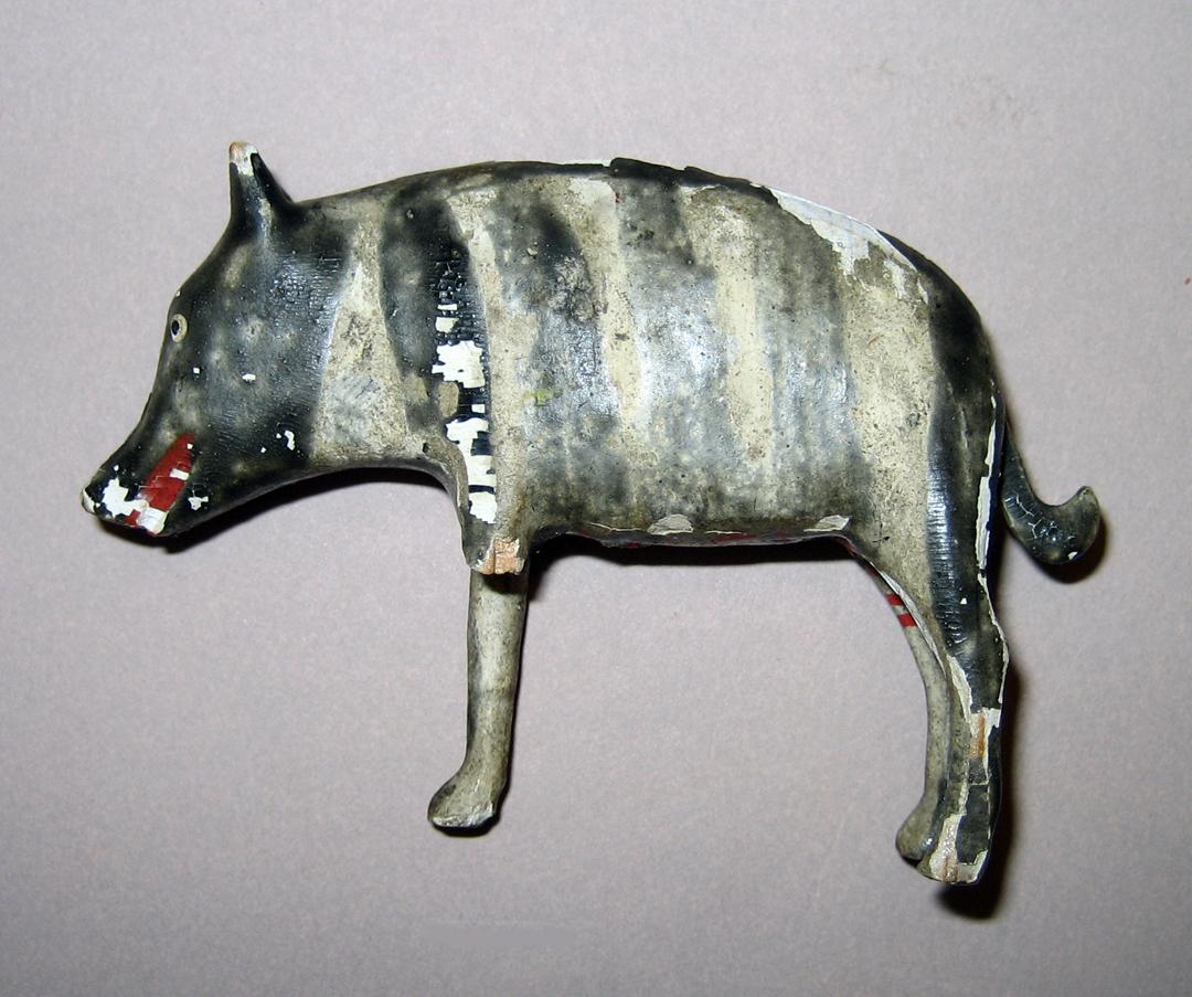 1964.0874.041 Striped pig profile II
