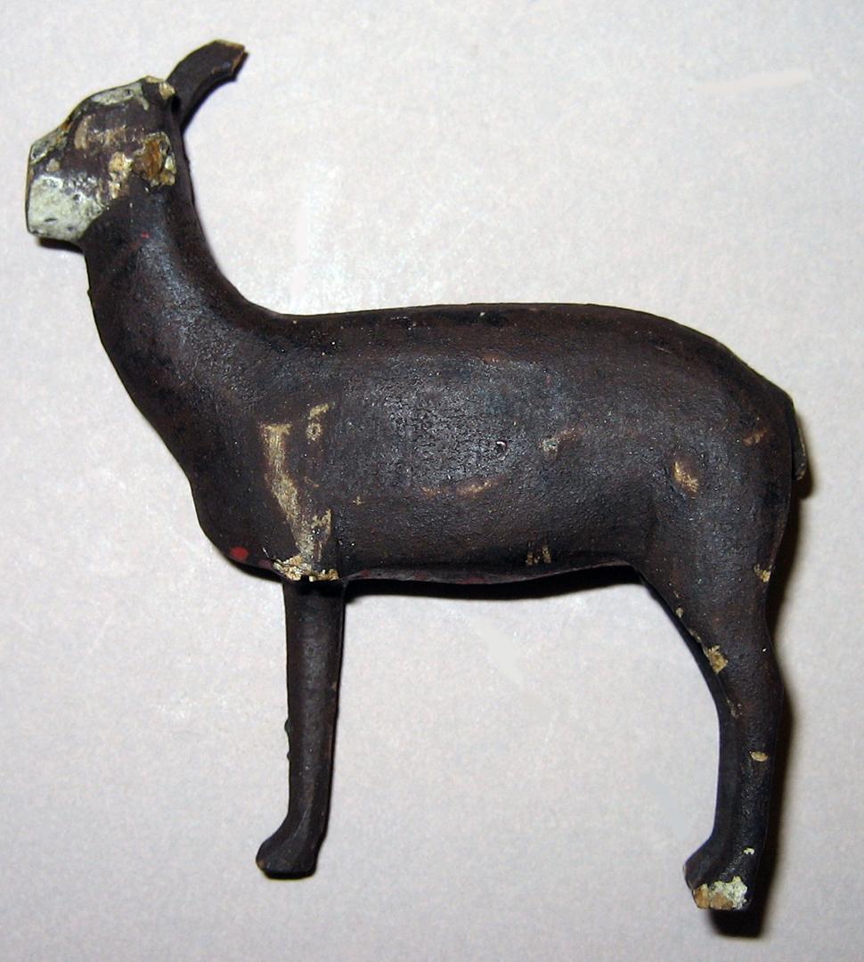 1964.0874.051 Animal profile