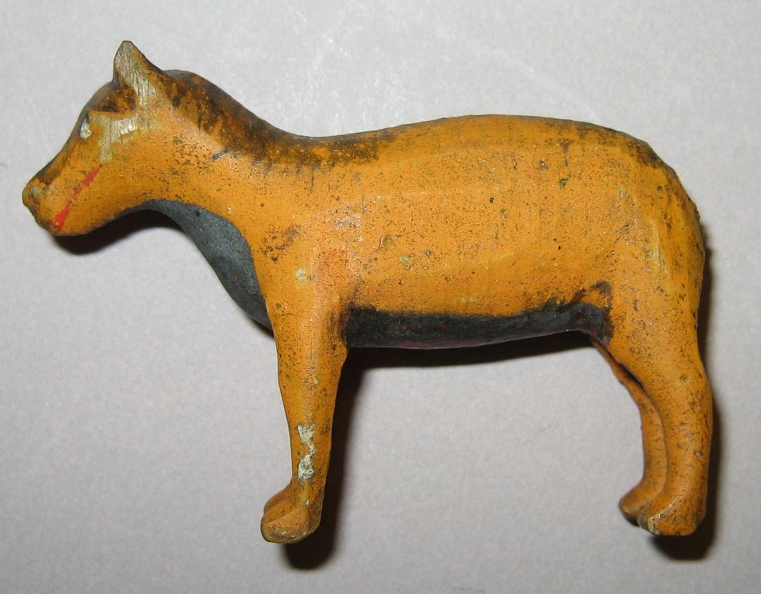 1964.0874.057 Dog profile