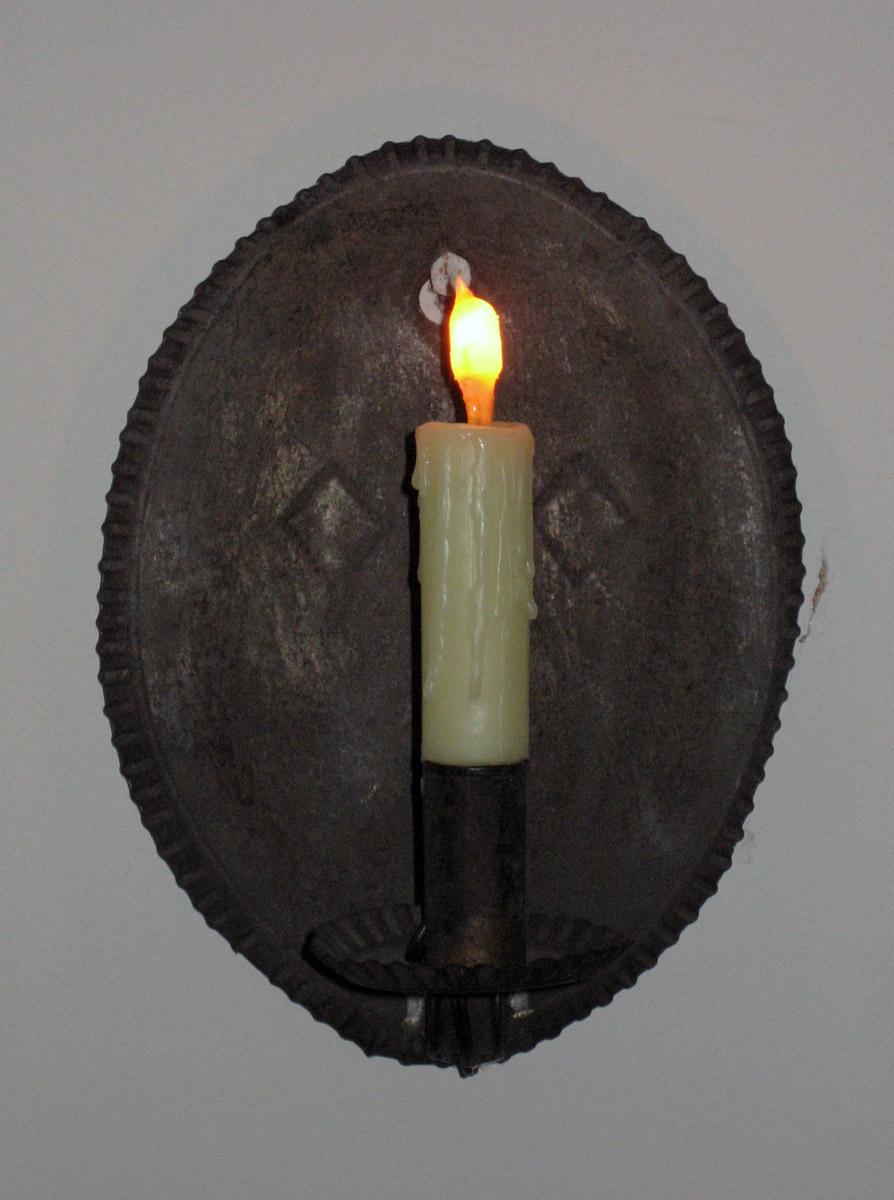 1955.0617 Sconce