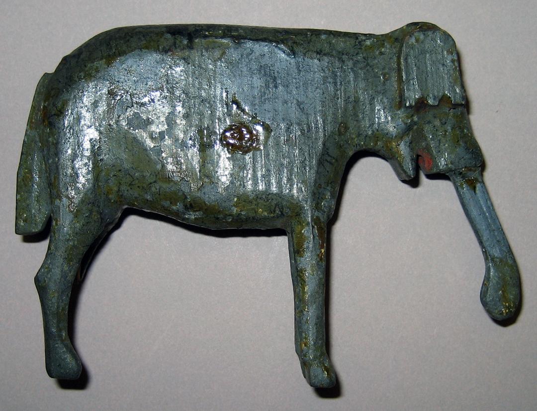 1964.0874.060 Elephant profile II