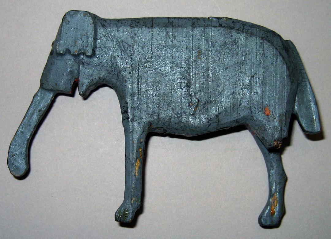 1964.0874.061 Elephant profile