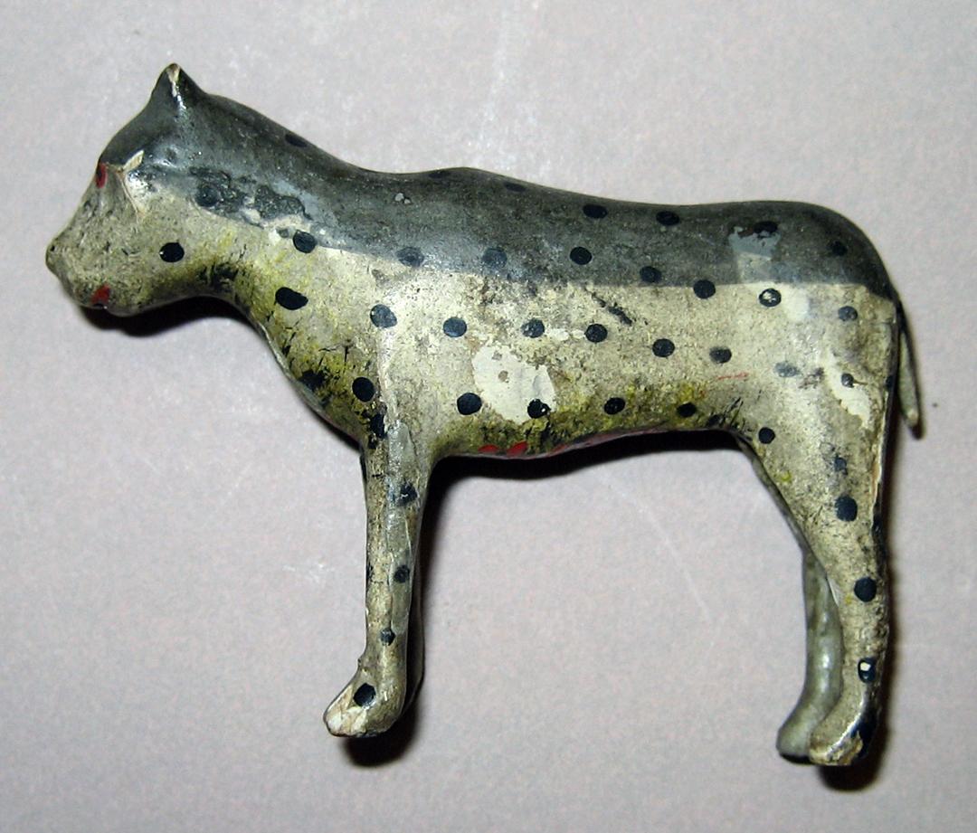 1964.0874.096 Animal profile
