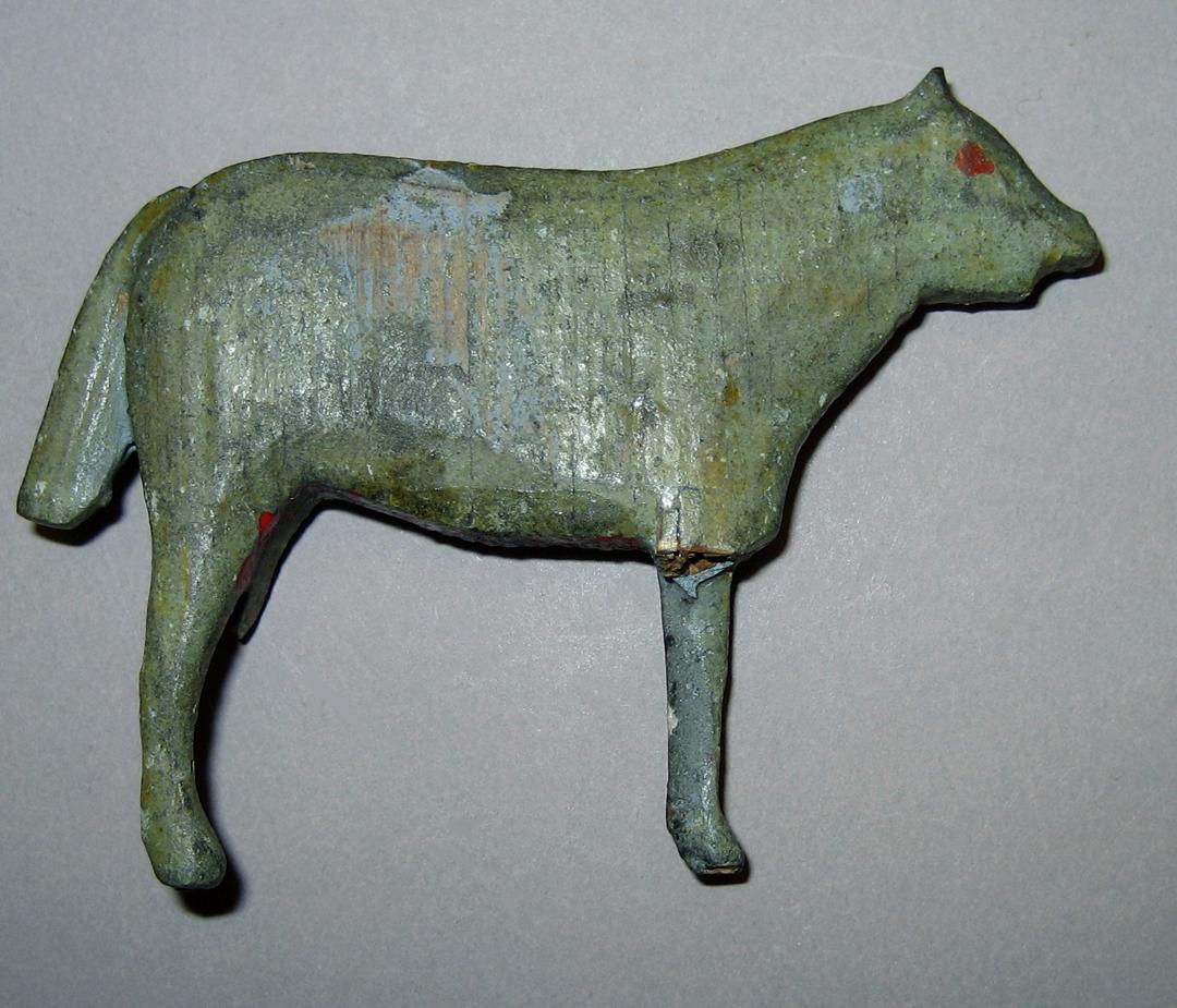 1964.0874.105 Animal profile