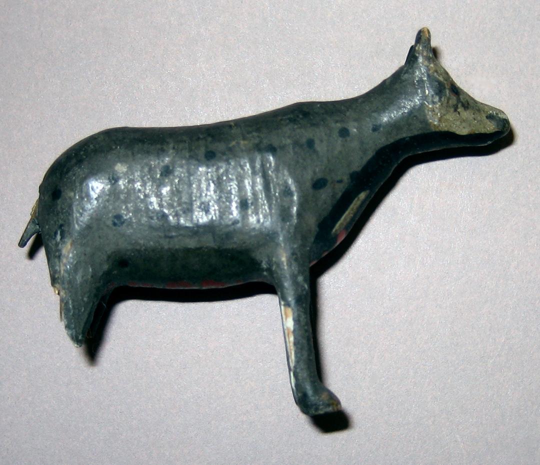 1964.0874.116 Animal profile