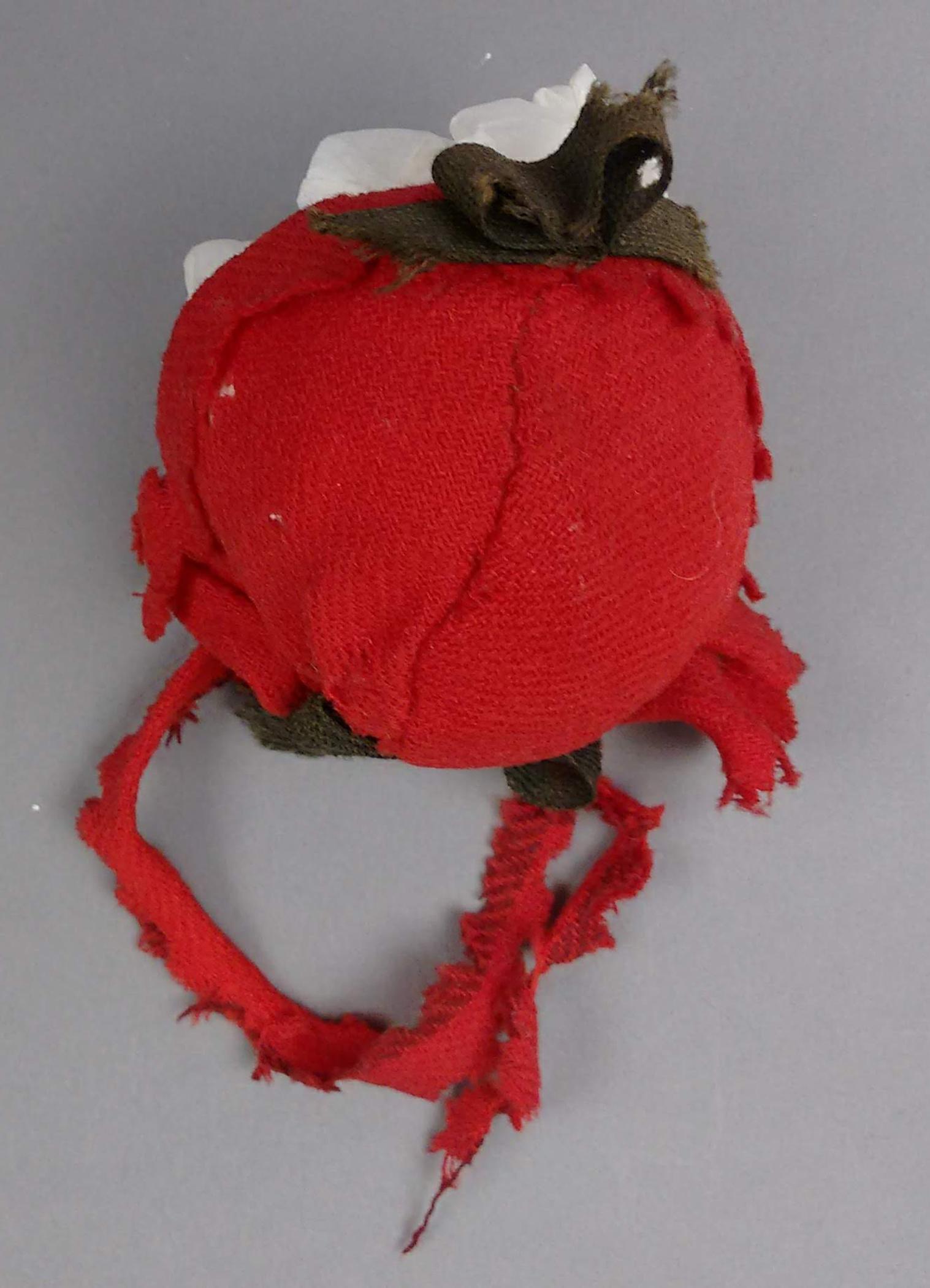 1964.0878 Doll, bonnet, view 2