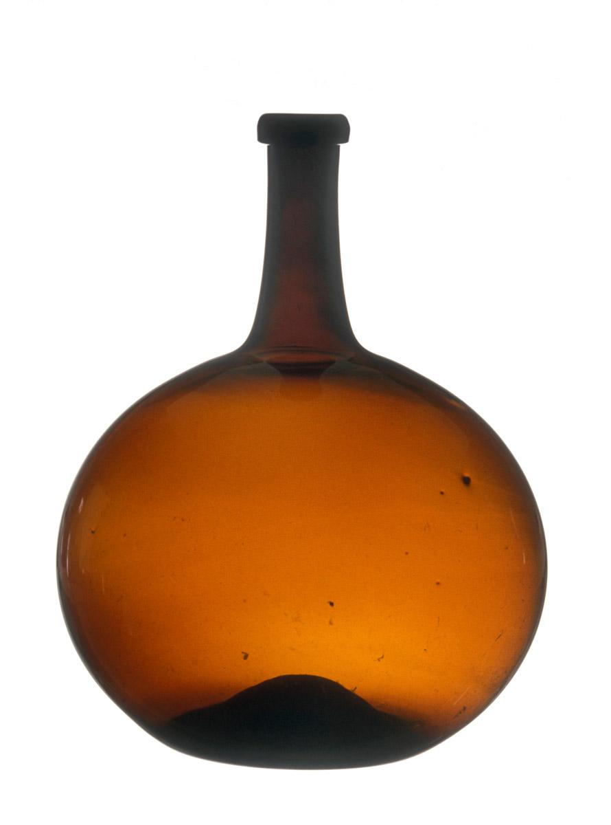 1964.0887 Bottle