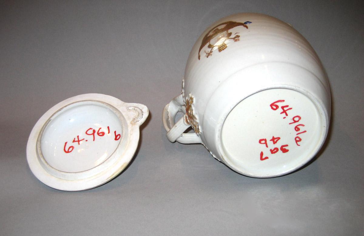 1964.0961 A, B Porcelain Jug underside