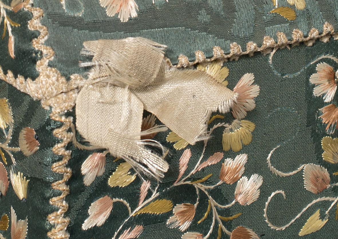 1964.0974 Box, View 2 Detail