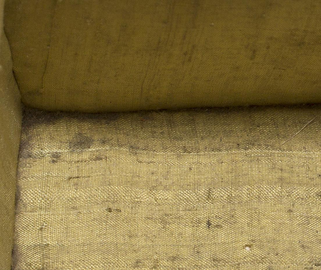 1964.0974 Box, Inside Detail