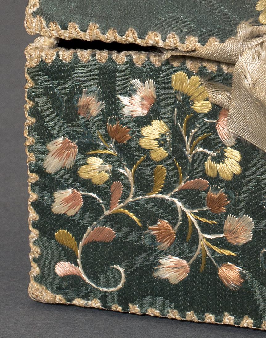 1964.0974 Box, Detail 2