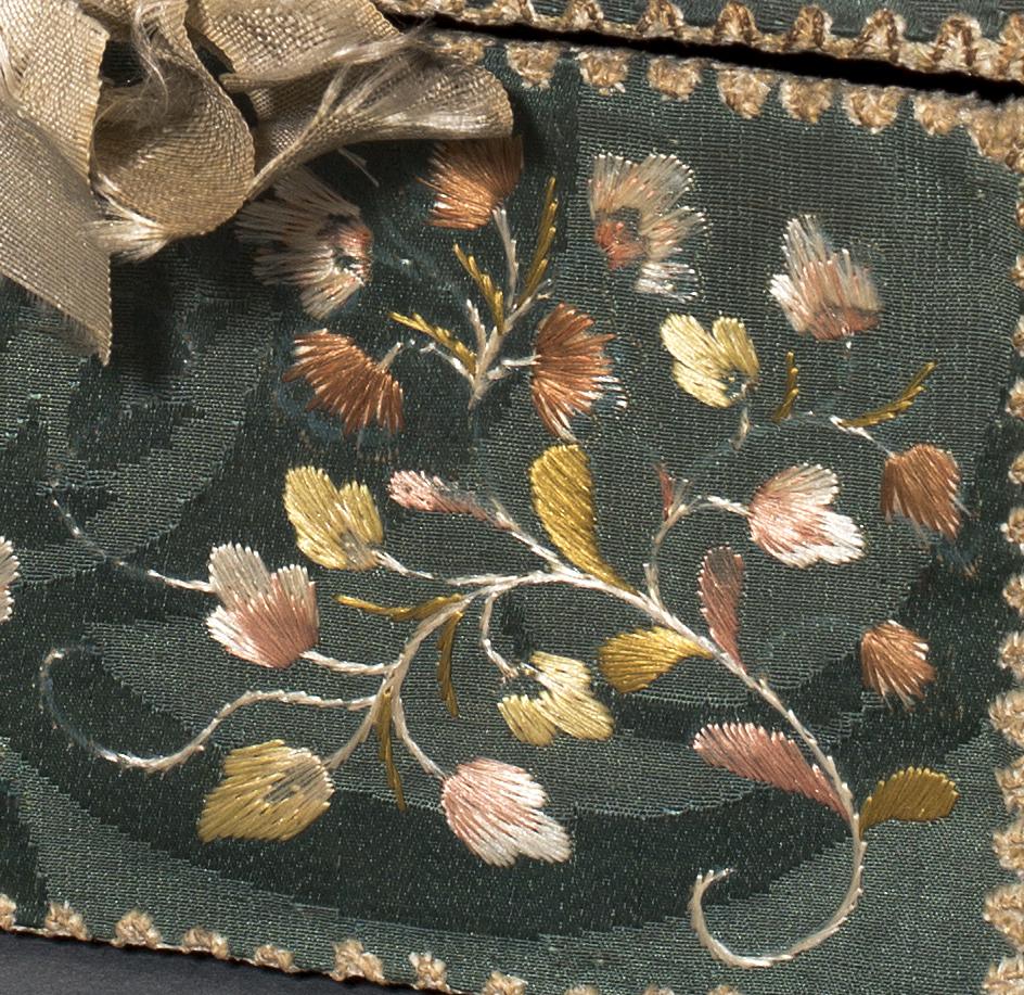 1964.0974 Box, Detail 3