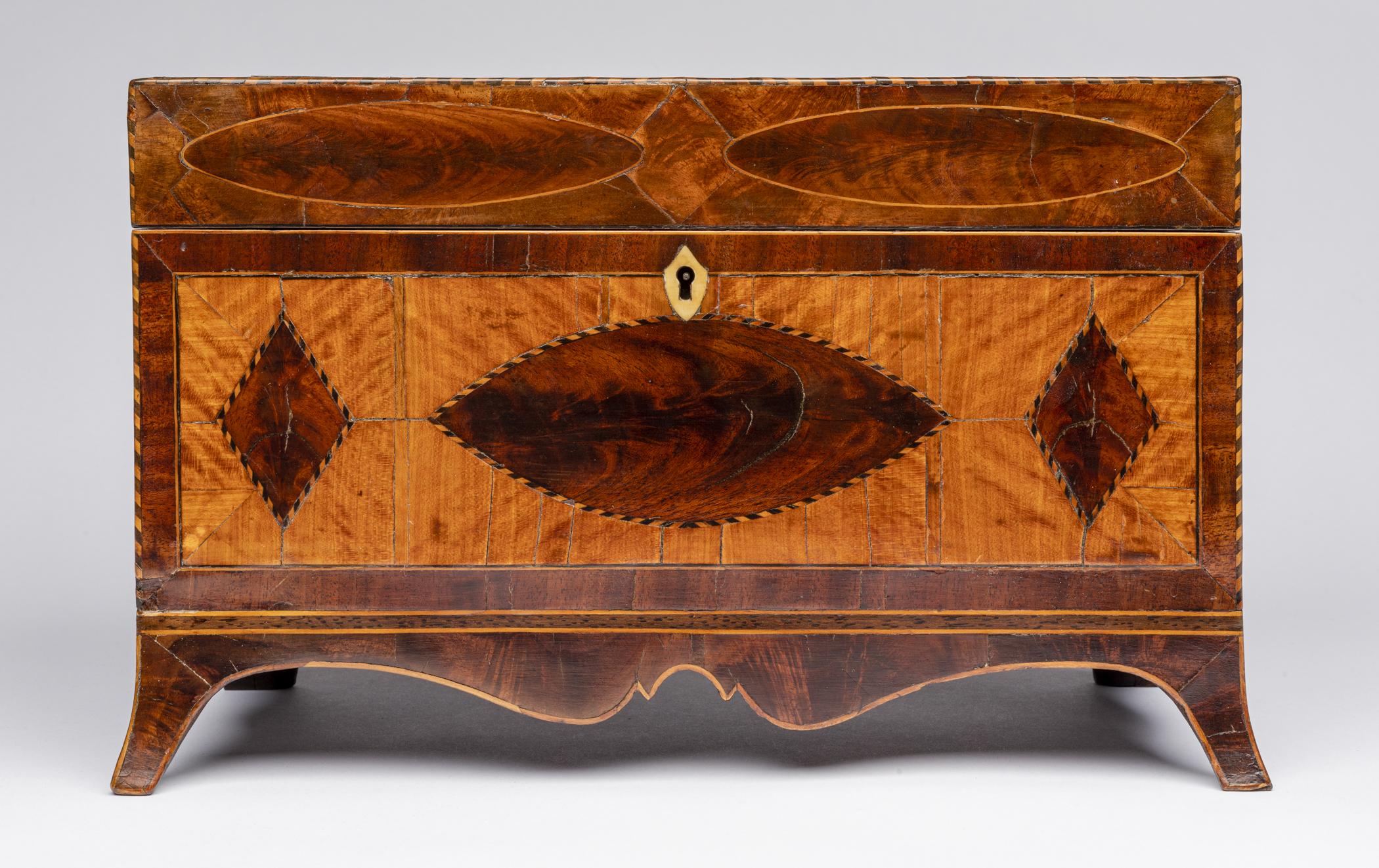 1964.0977 Chest, view 3
