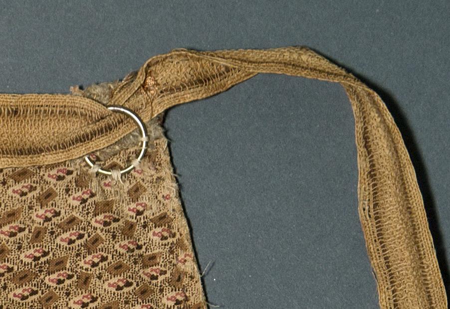1964.0982 Pocket, Verso Detail 3