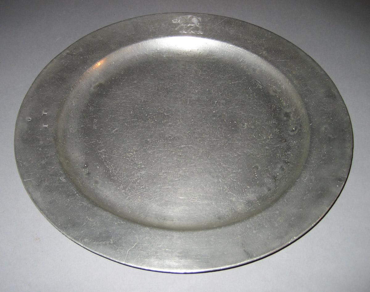 1964.0988 Dish