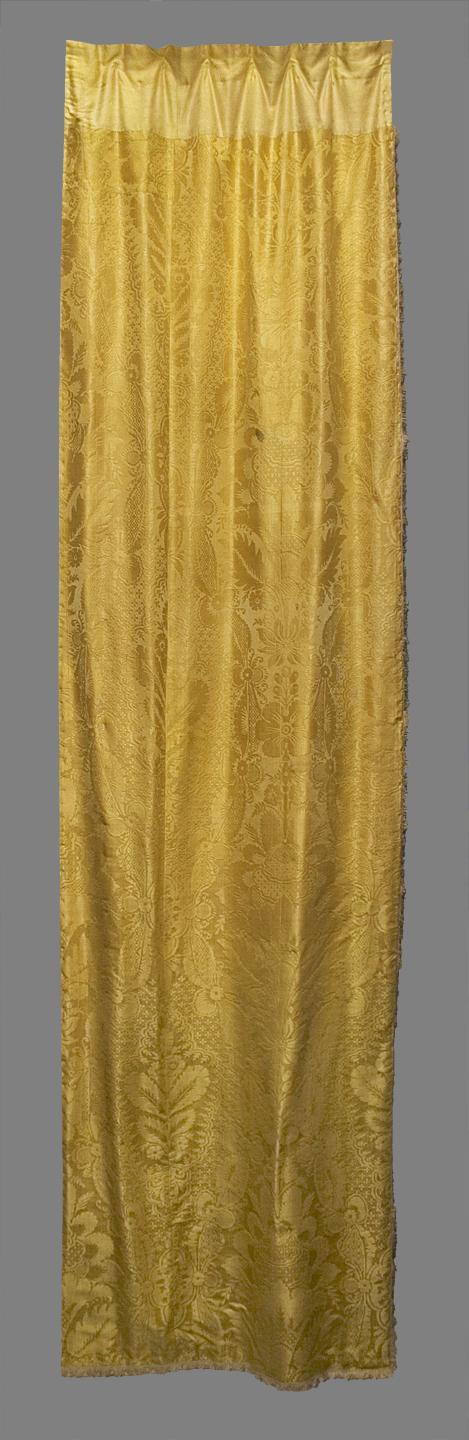 1955.0633 A Window Hanging, Side Curtain
