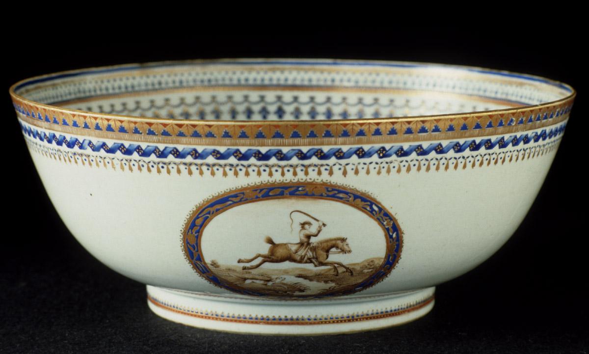 1964.1021 Punch bowl, view 5