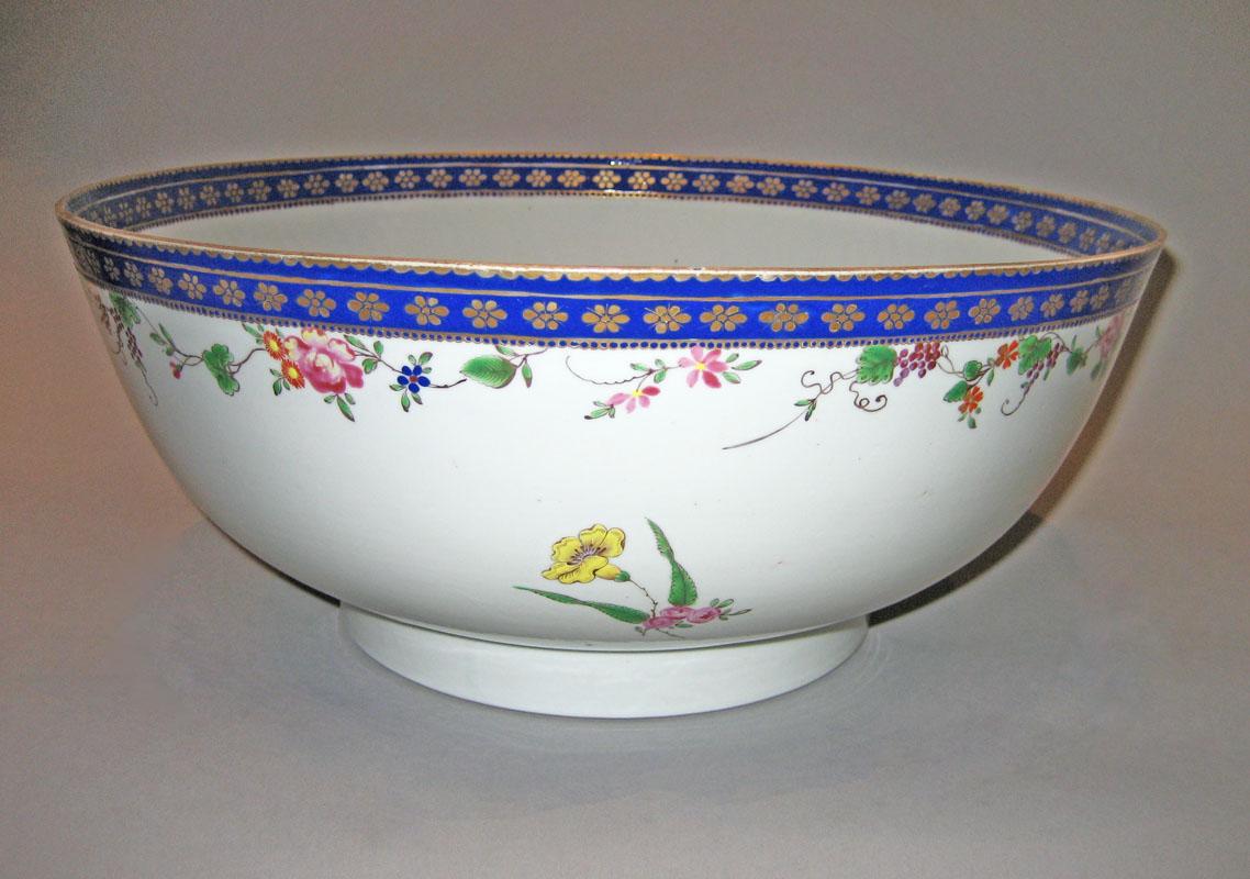 1964.1022.001 Bowl