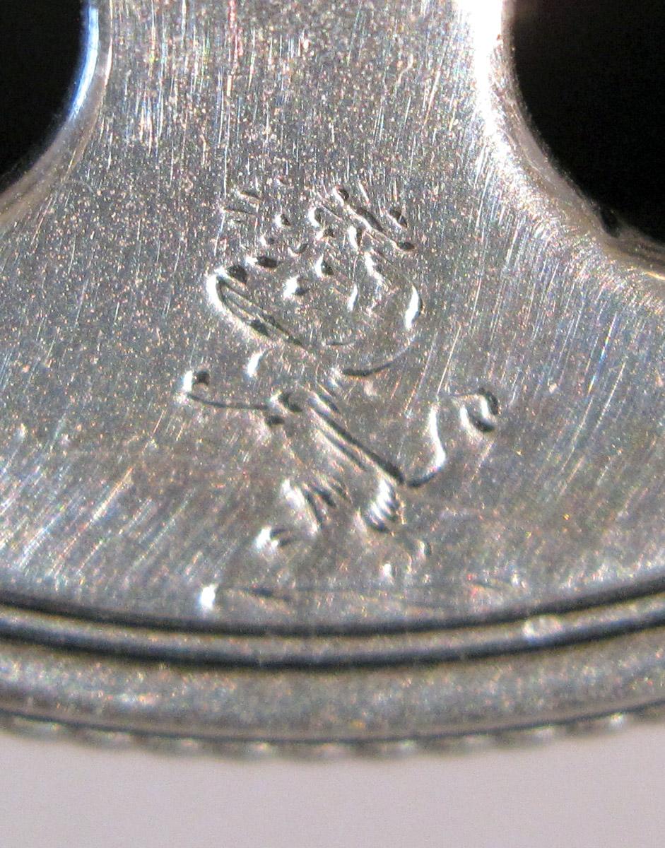 1964.1027 G Silver Standish Lid engraving