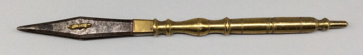1964.1044 G Tool (for drafting), view 1