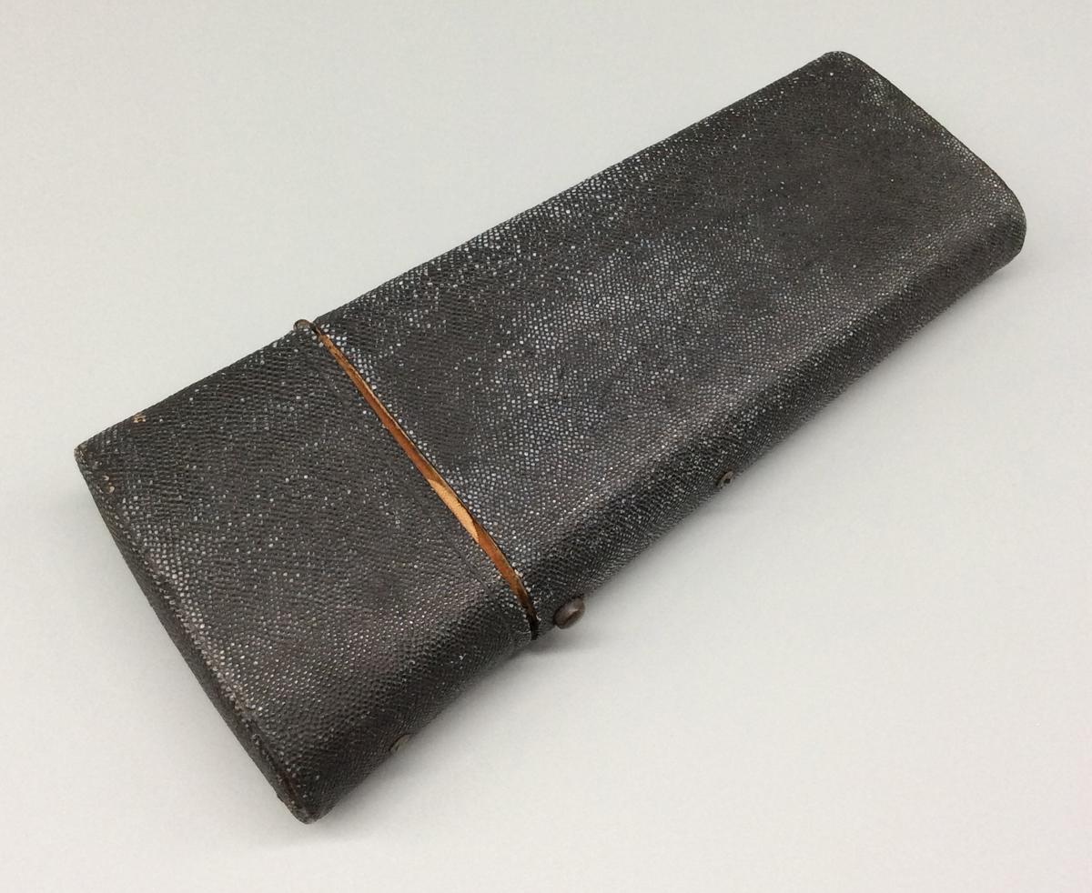 1964.1045 A Tool (for drafting), view 1