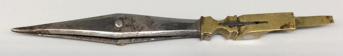1964.1045 F Tool (for drafting), view 2