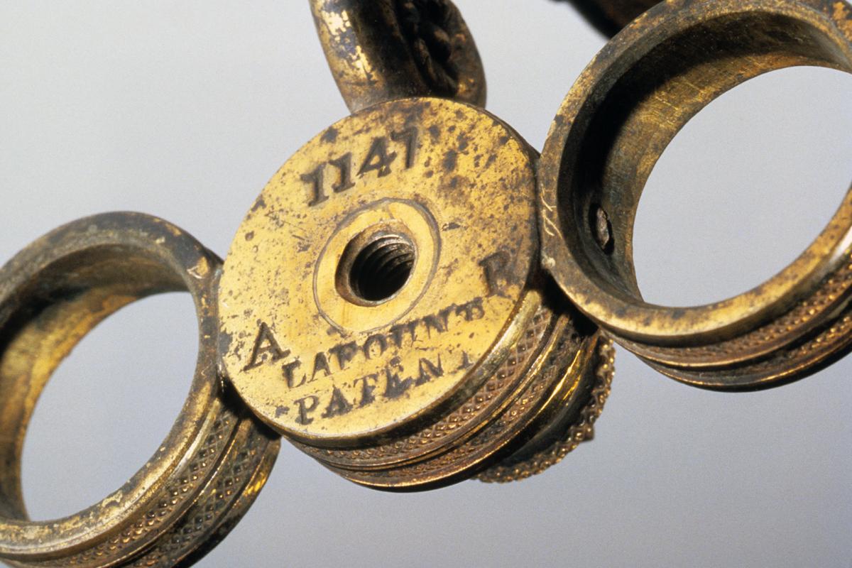 1964.1051 Lamp, Detail