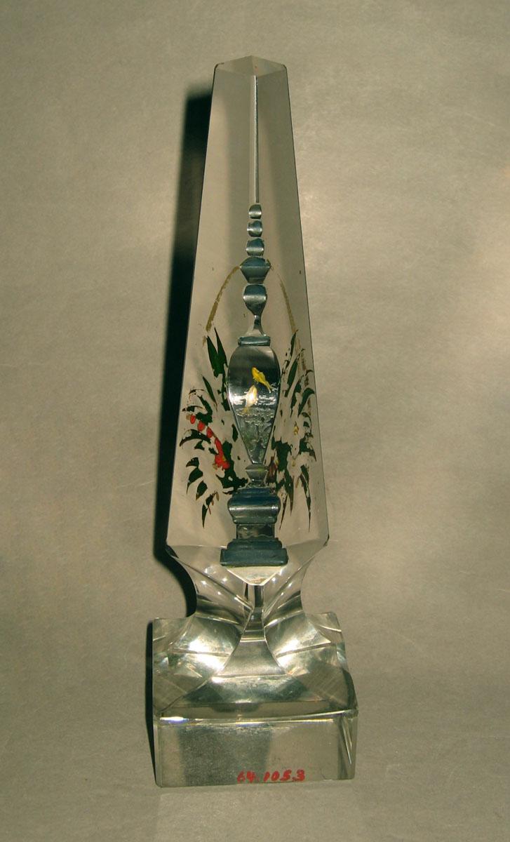 1964.1053 Glass obelisk (reverse)