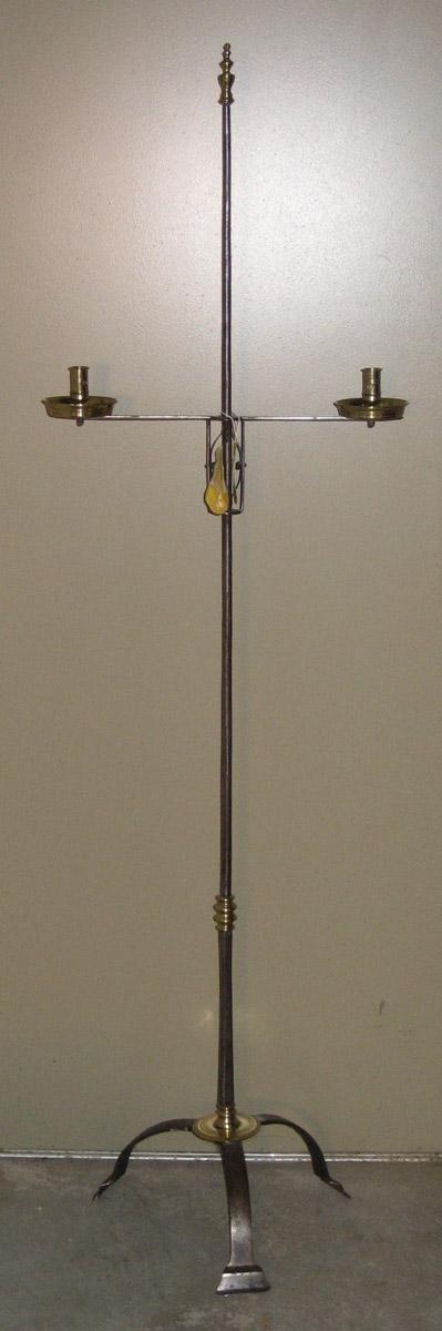 1964.1088 Candlestand (view 2)