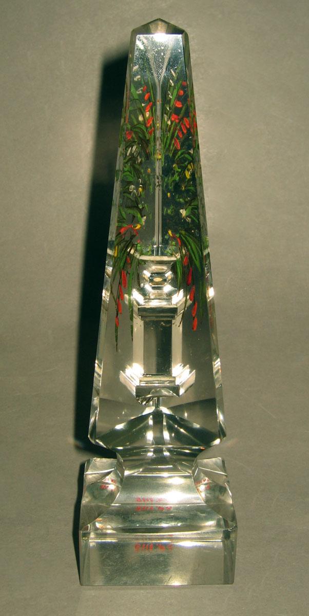 1964.1115 Glass obelisk