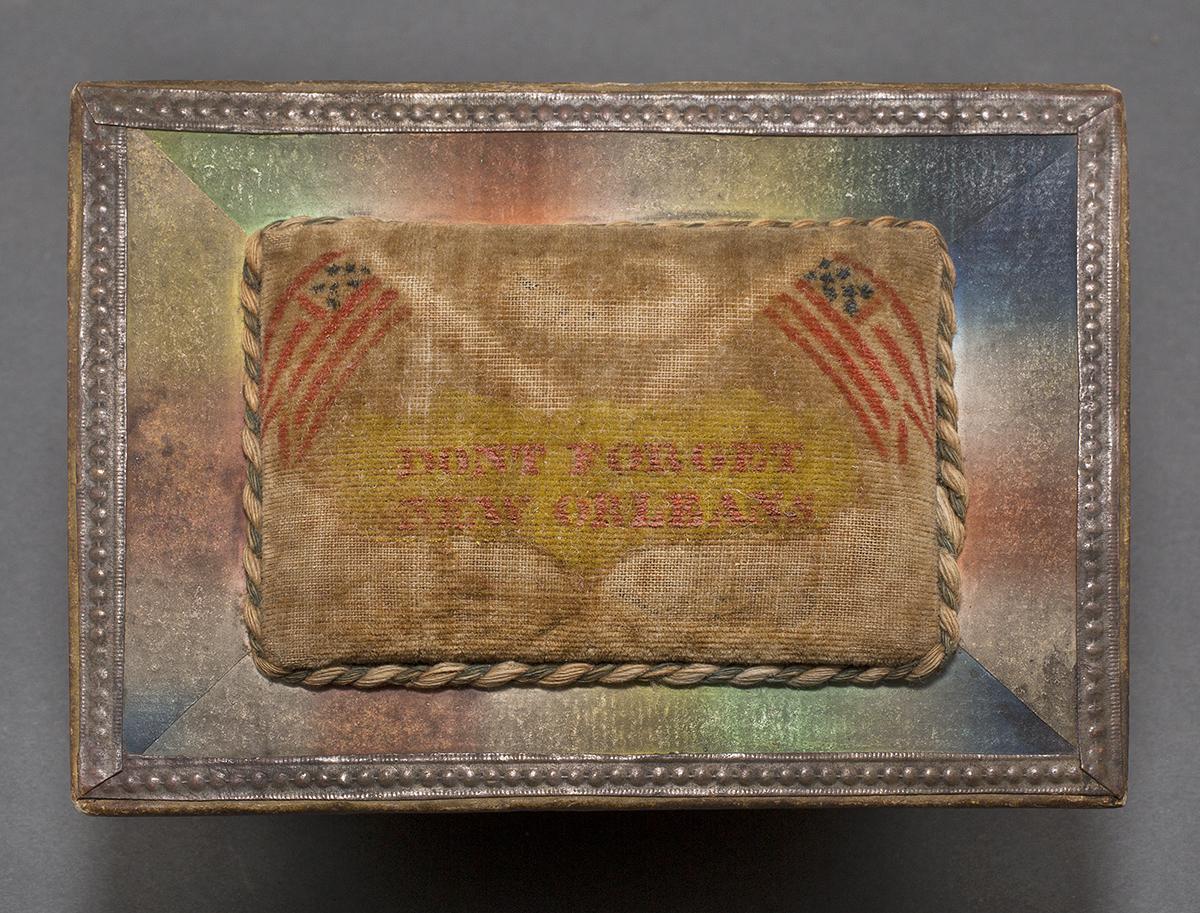 1964.1123 pincushion box, top
